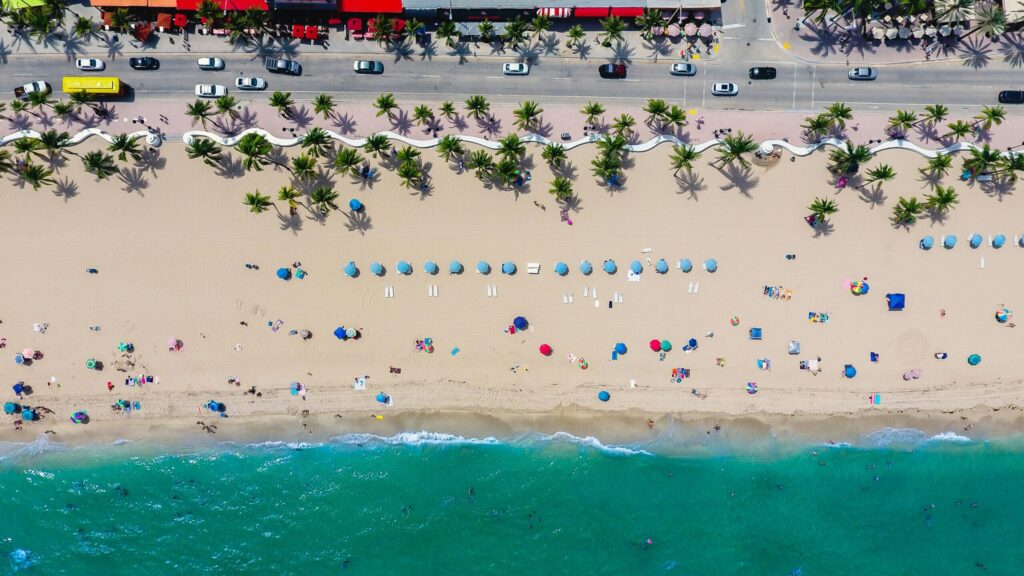 Fort Lauderdale to the Bahamas private jet charter